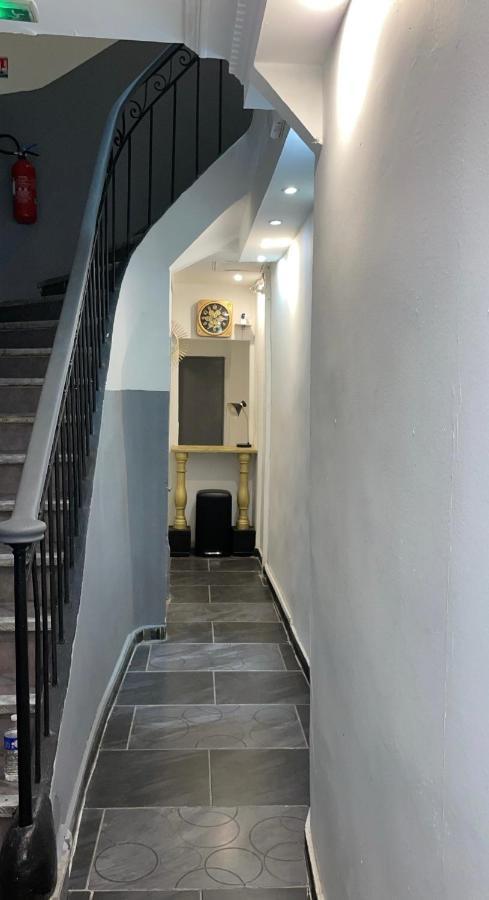 Hotel Nd Five Marseille Bagian luar foto