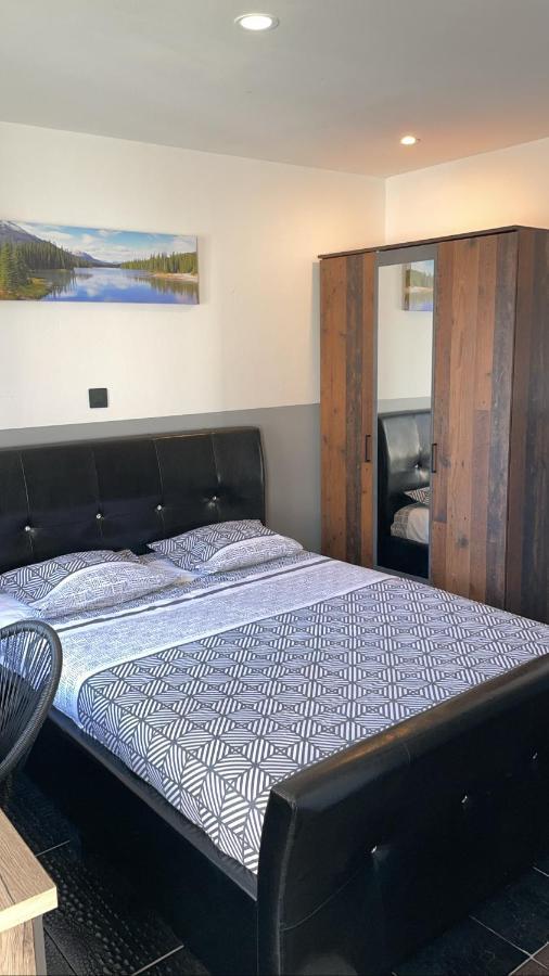 Hotel Nd Five Marseille Bagian luar foto