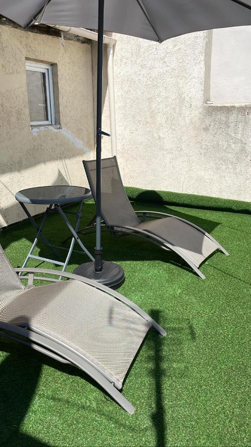 Hotel Nd Five Marseille Bagian luar foto